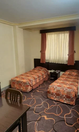 Double room with two twin beds